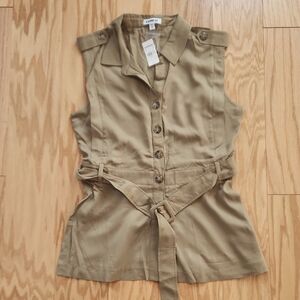 Express Tan Button-Up Vest Medium NWT
